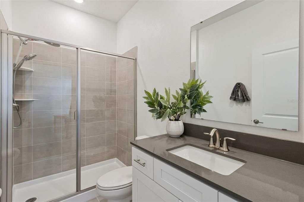 For Sale: $469,900 (5 beds, 3 baths, 2113 Square Feet)
