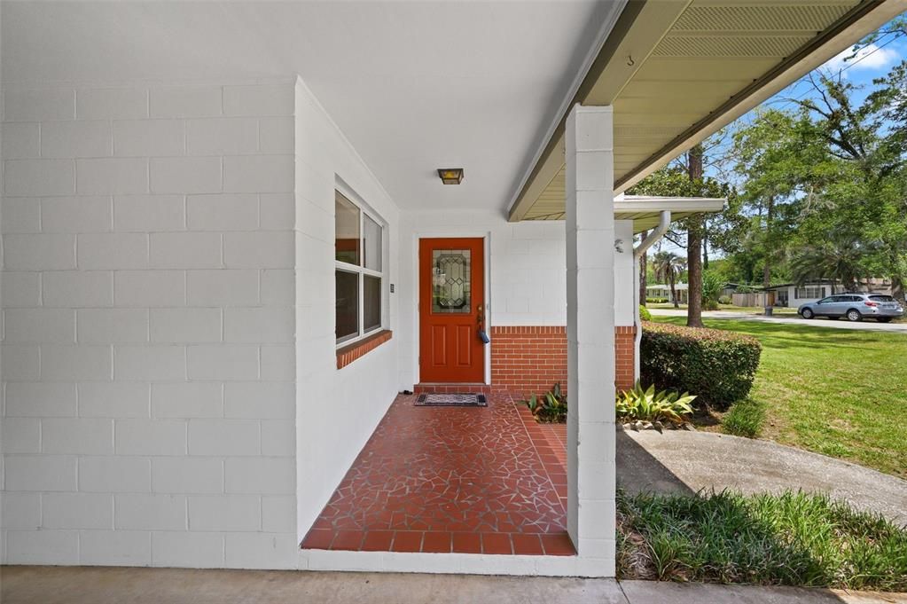 For Sale: $360,000 (3 beds, 2 baths, 1763 Square Feet)