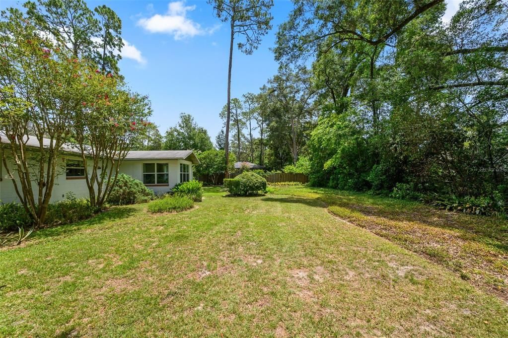 For Sale: $360,000 (3 beds, 2 baths, 1763 Square Feet)