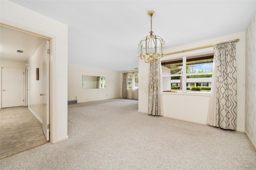 For Sale: $360,000 (3 beds, 2 baths, 1763 Square Feet)