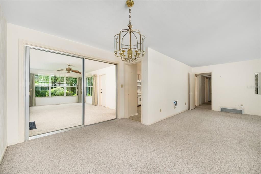 For Sale: $360,000 (3 beds, 2 baths, 1763 Square Feet)