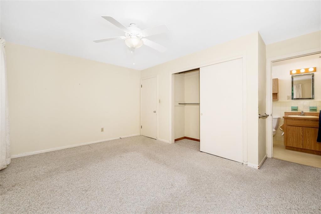 For Sale: $360,000 (3 beds, 2 baths, 1763 Square Feet)