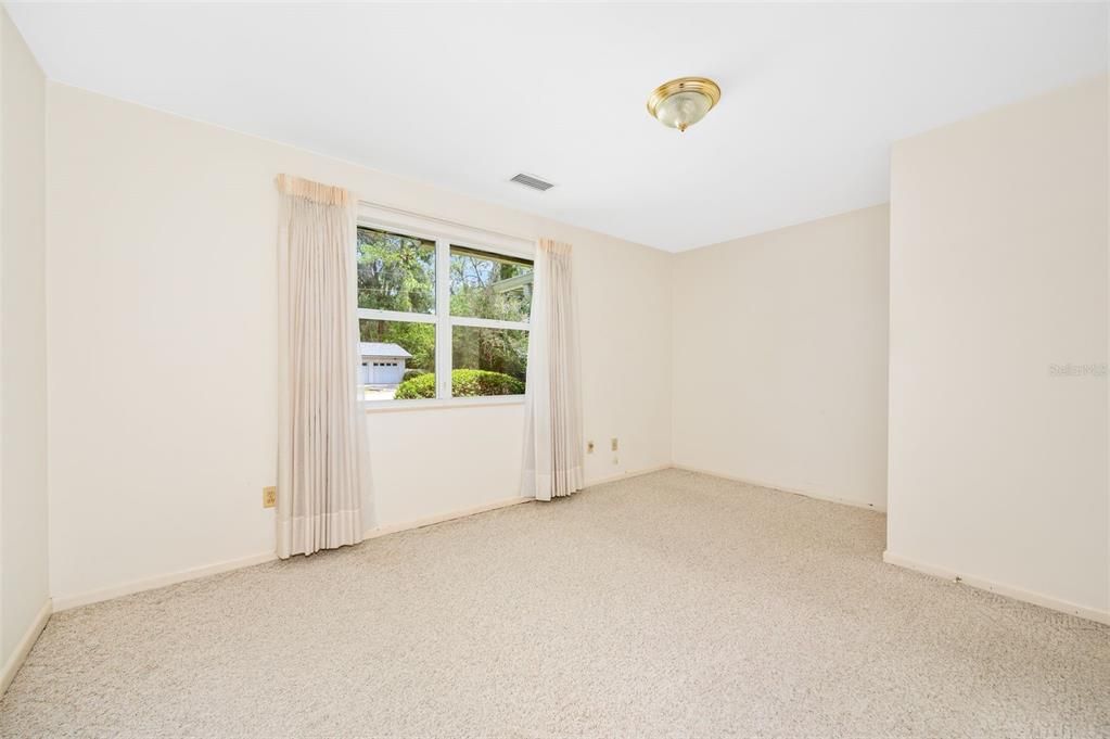 For Sale: $360,000 (3 beds, 2 baths, 1763 Square Feet)