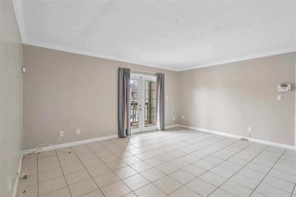 : $138,000 (2 camas, 1 baños, 828 Pies cuadrados)