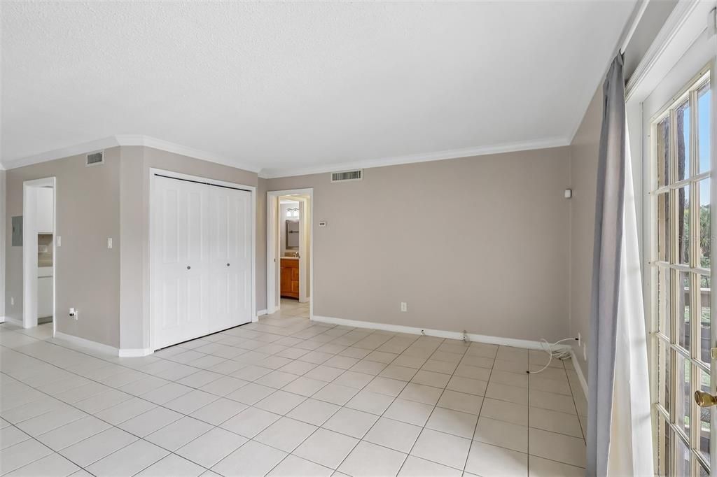 : $138,000 (2 camas, 1 baños, 828 Pies cuadrados)