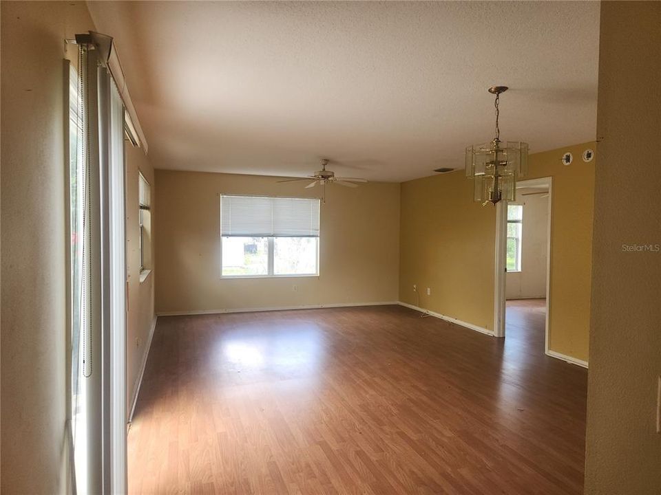 En Venta: $155,000 (1 camas, 1 baños, 837 Pies cuadrados)
