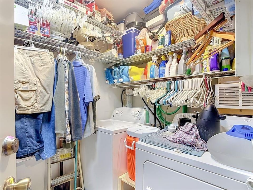 На продажу: $325,000 (2 спален, 2 ванн, 1257 Квадратных фут)