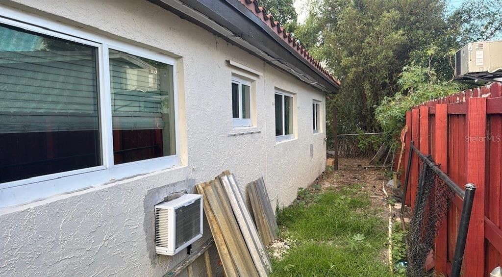 На продажу: $360,000 (3 спален, 2 ванн, 1563 Квадратных фут)