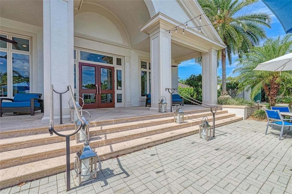 На продажу: $469,000 (2 спален, 2 ванн, 1837 Квадратных фут)