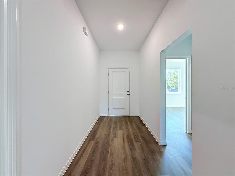 На продажу: $339,999 (3 спален, 2 ванн, 1543 Квадратных фут)