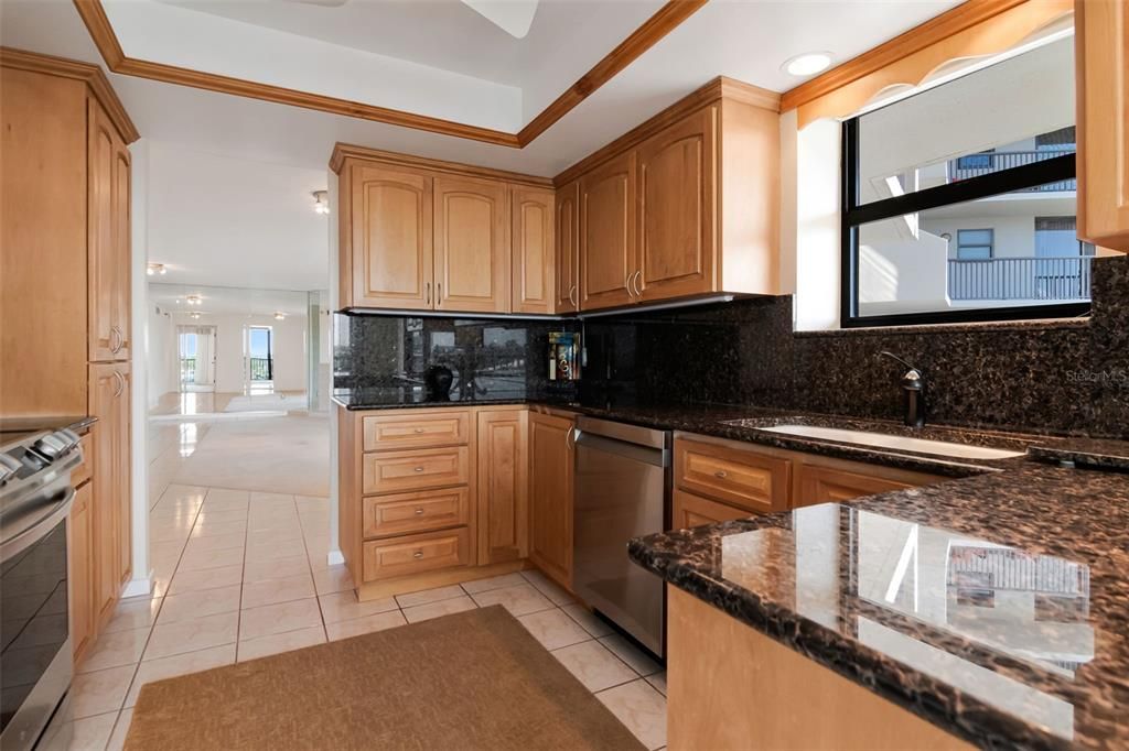 En Venta: $725,000 (2 camas, 2 baños, 1610 Pies cuadrados)