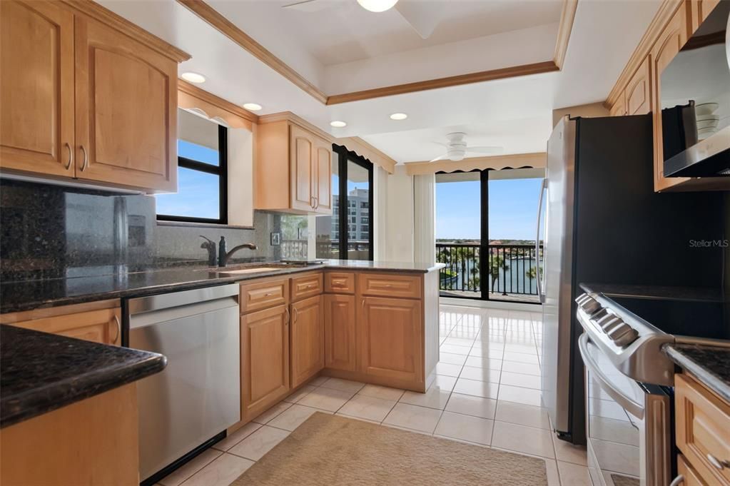En Venta: $725,000 (2 camas, 2 baños, 1610 Pies cuadrados)