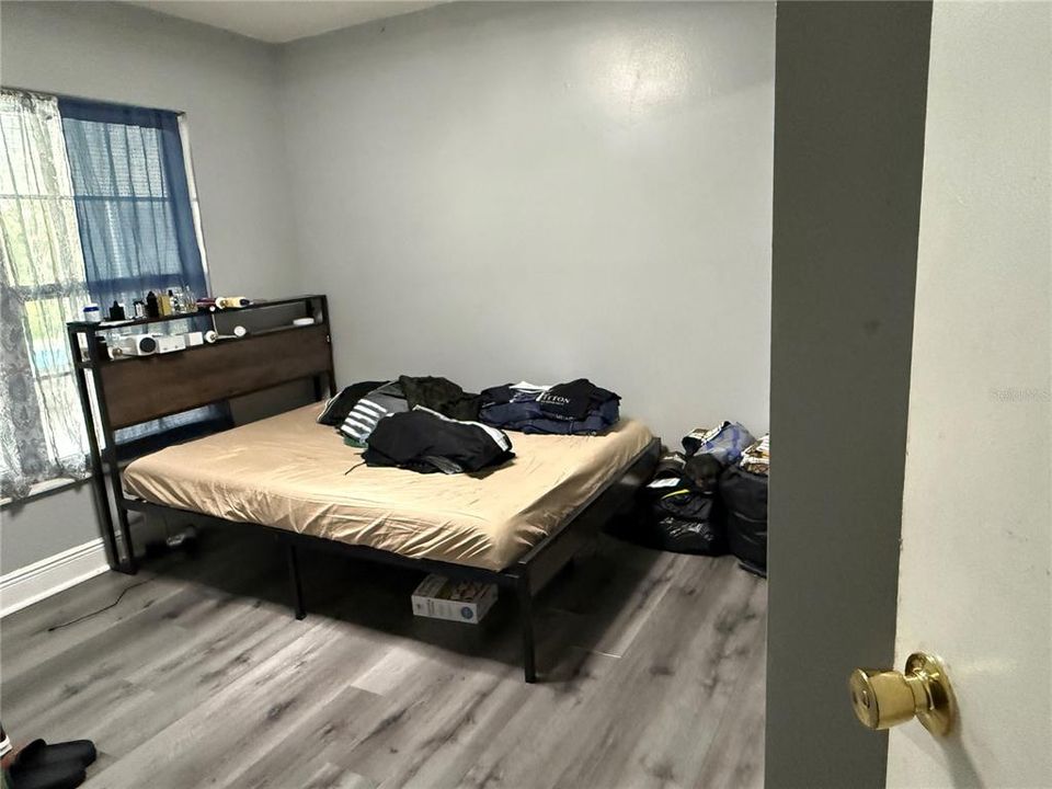 En Venta: $380,000 (4 camas, 2 baños, 1700 Pies cuadrados)