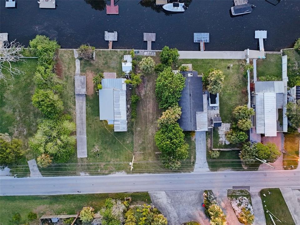 На продажу: $110,000 (0.09 acres)