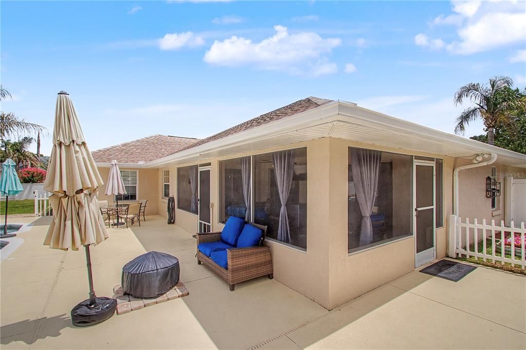 En Venta: $429,950 (4 camas, 2 baños, 2078 Pies cuadrados)