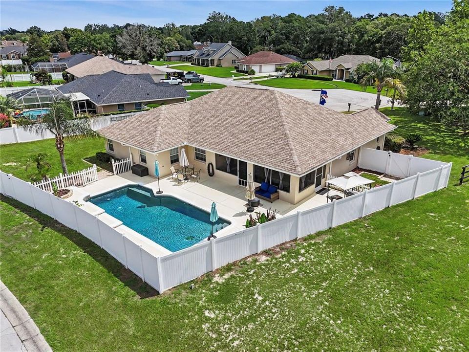 En Venta: $429,950 (4 camas, 2 baños, 2078 Pies cuadrados)