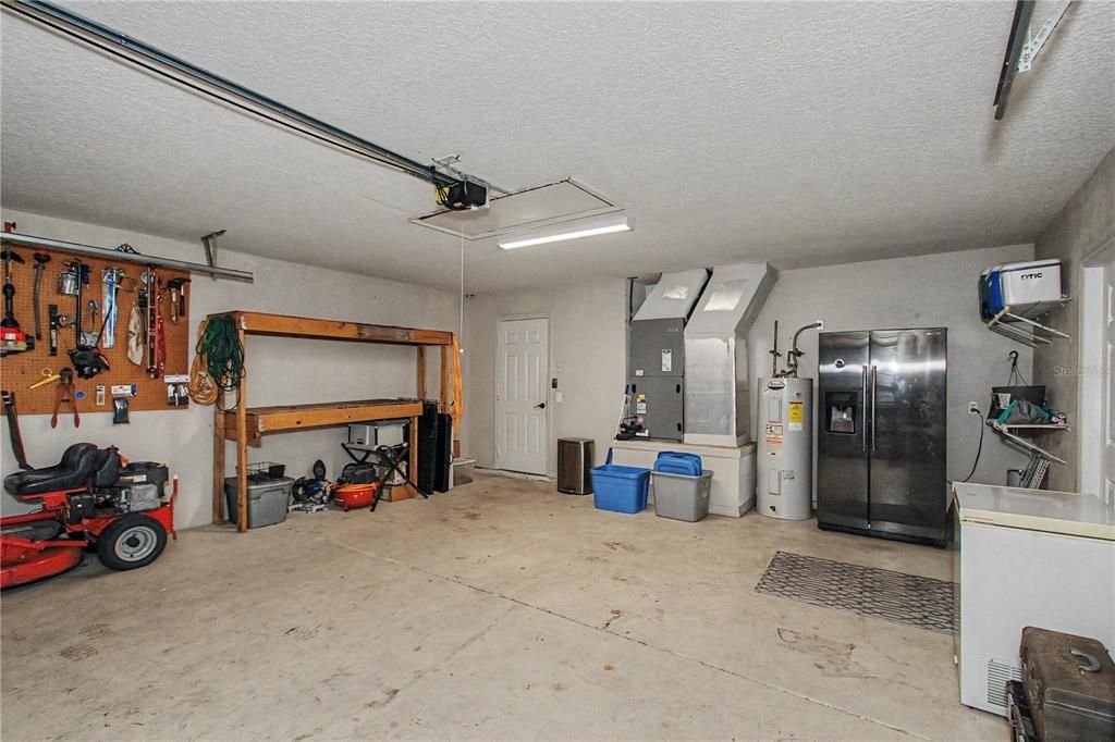 En Venta: $429,950 (4 camas, 2 baños, 2078 Pies cuadrados)