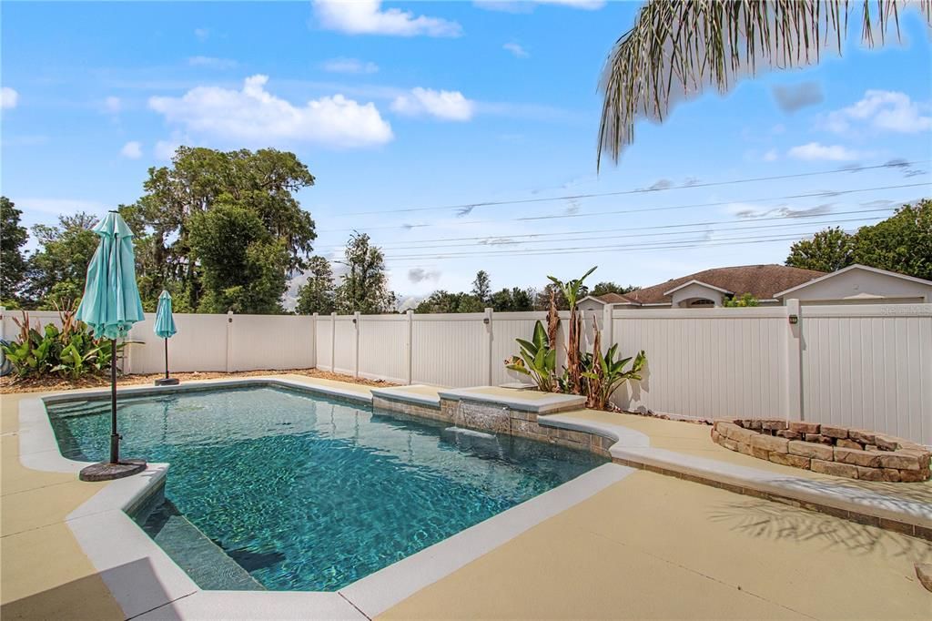 En Venta: $429,950 (4 camas, 2 baños, 2078 Pies cuadrados)