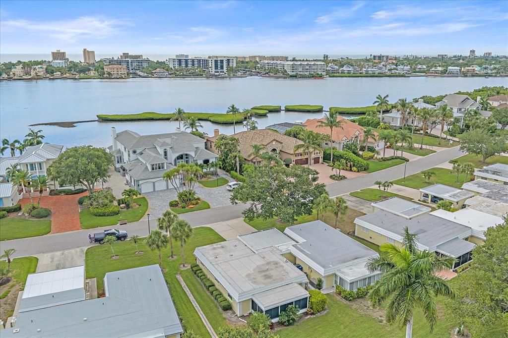 For Rent: $2,250 (2 beds, 2 baths, 1155 Square Feet)
