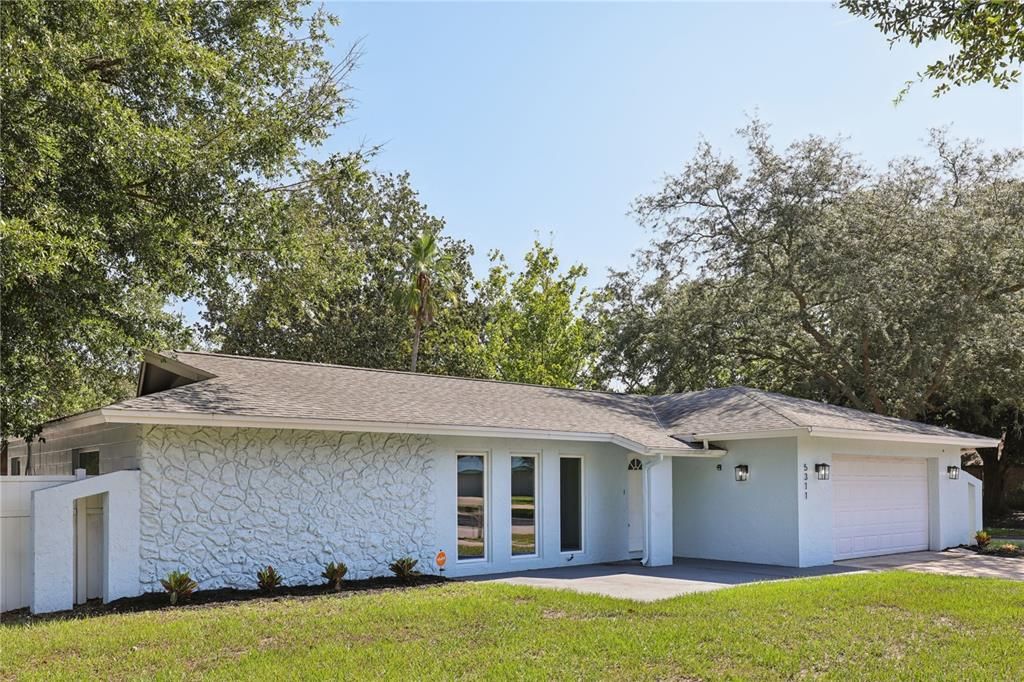 For Sale: $510,000 (4 beds, 2 baths, 1751 Square Feet)