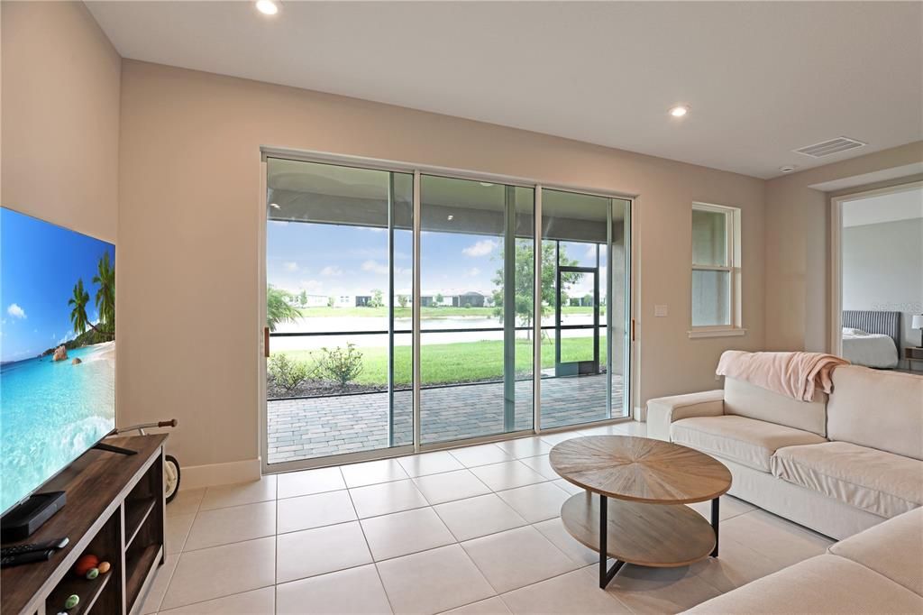 For Rent: $3,350 (4 beds, 3 baths, 1996 Square Feet)