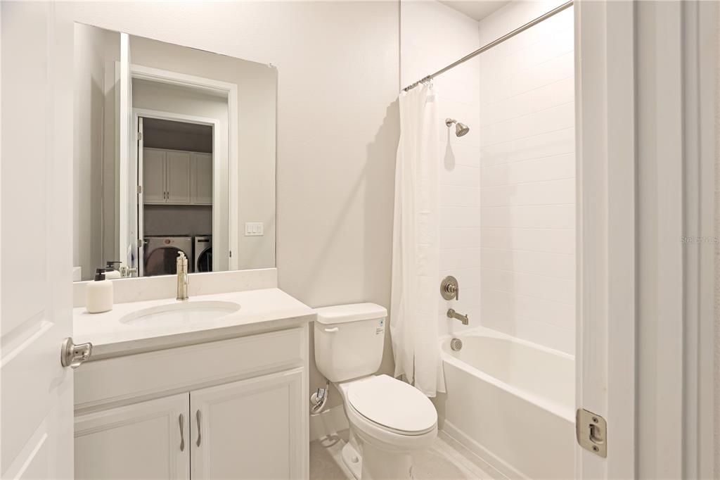 For Rent: $3,350 (4 beds, 3 baths, 1996 Square Feet)