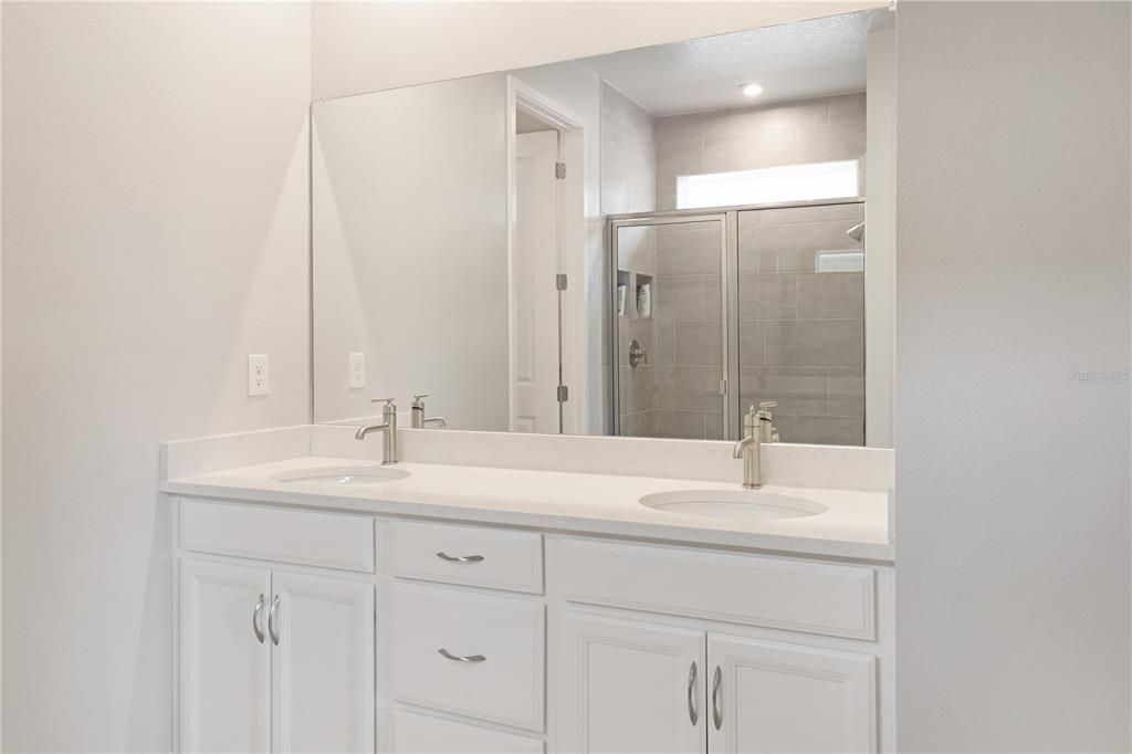 For Rent: $3,350 (4 beds, 3 baths, 1996 Square Feet)