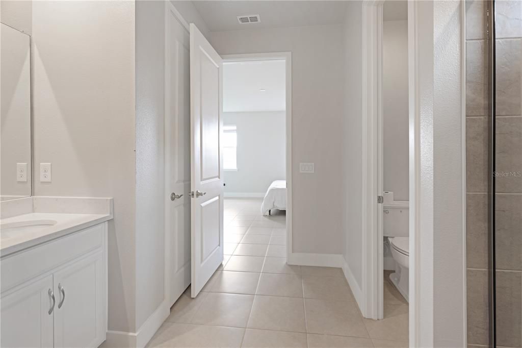 For Rent: $3,350 (4 beds, 3 baths, 1996 Square Feet)