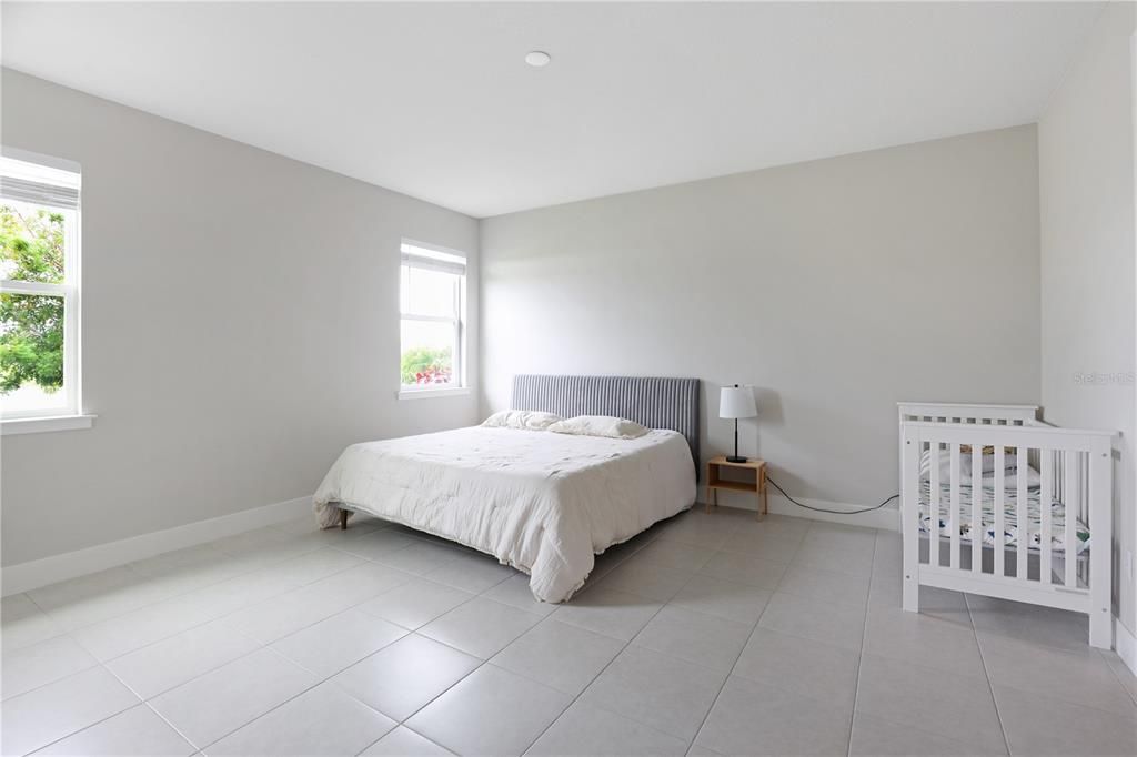 For Rent: $3,350 (4 beds, 3 baths, 1996 Square Feet)