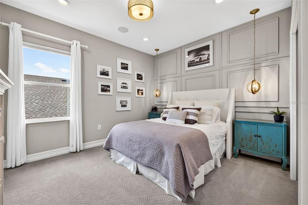 For Sale: $749,999 (5 beds, 3 baths, 3151 Square Feet)