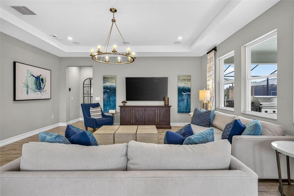 For Sale: $749,999 (5 beds, 3 baths, 3151 Square Feet)
