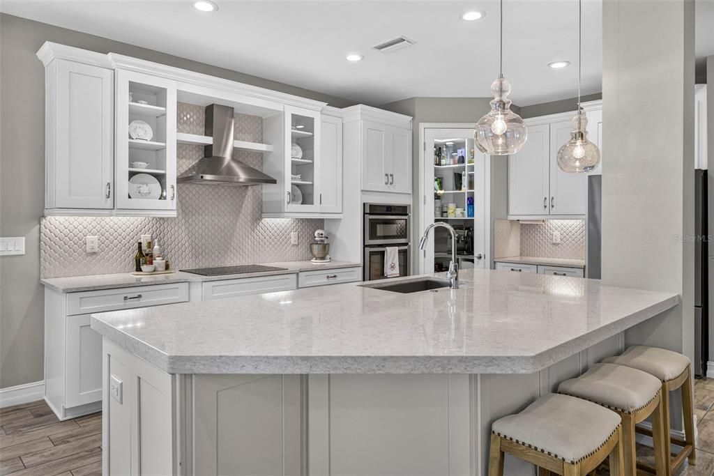 For Sale: $749,999 (5 beds, 3 baths, 3151 Square Feet)