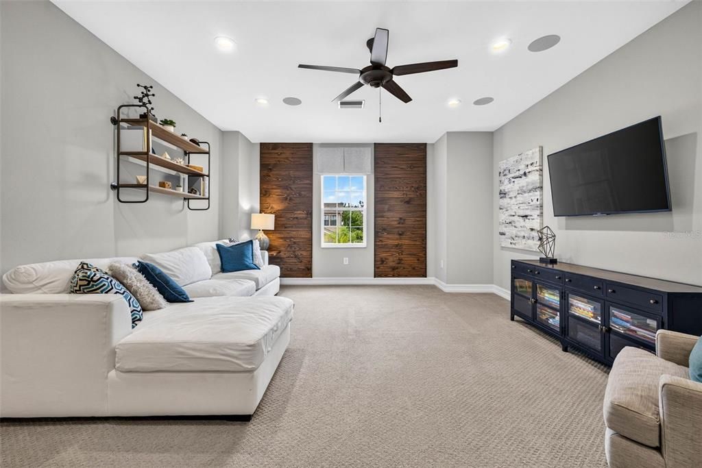 For Sale: $749,999 (5 beds, 3 baths, 3151 Square Feet)