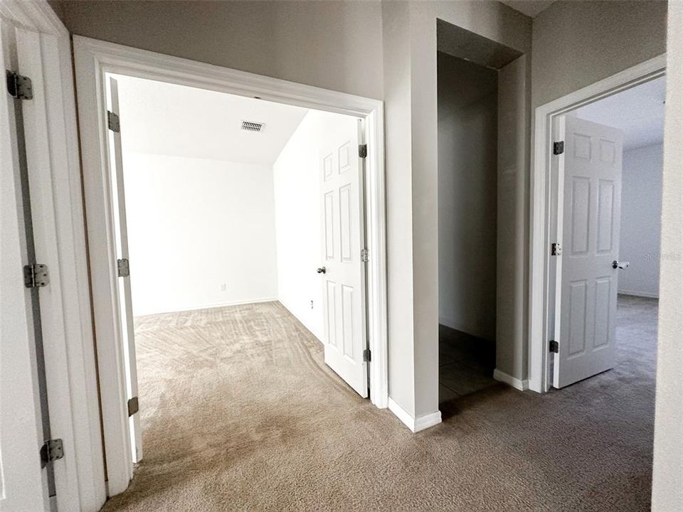 For Rent: $4,200 (6 beds, 4 baths, 4194 Square Feet)