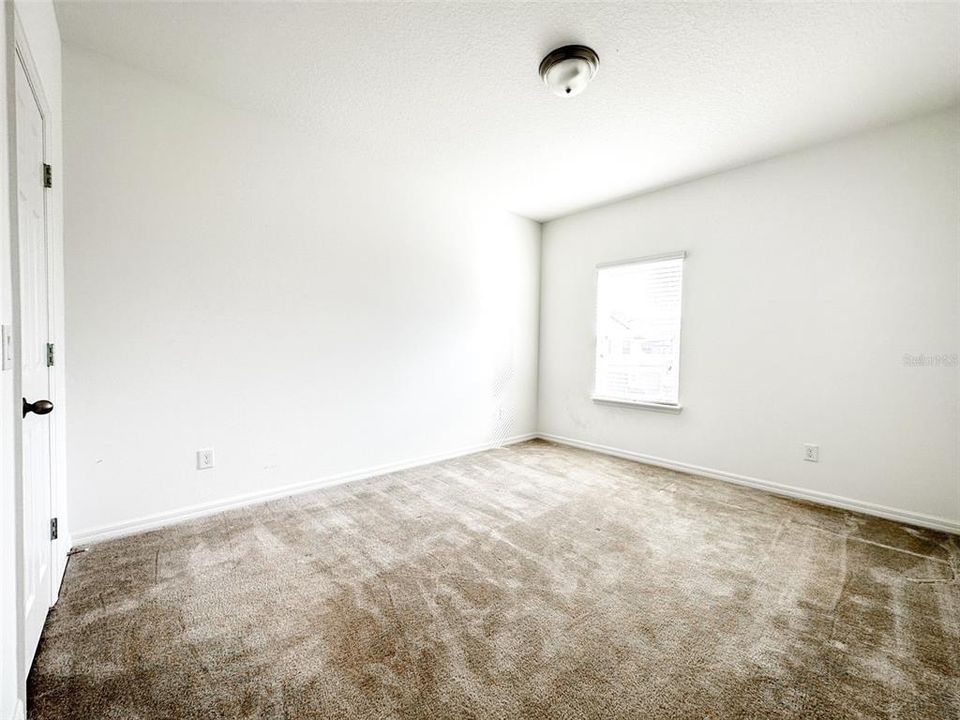 For Rent: $4,200 (6 beds, 4 baths, 4194 Square Feet)