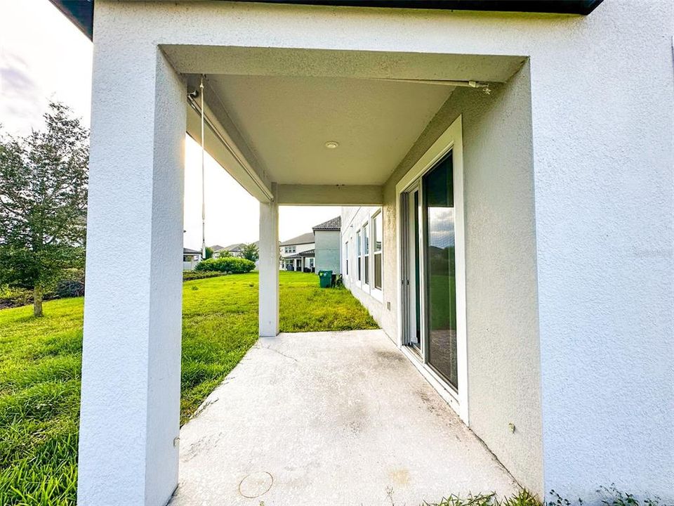 For Rent: $4,200 (6 beds, 4 baths, 4194 Square Feet)