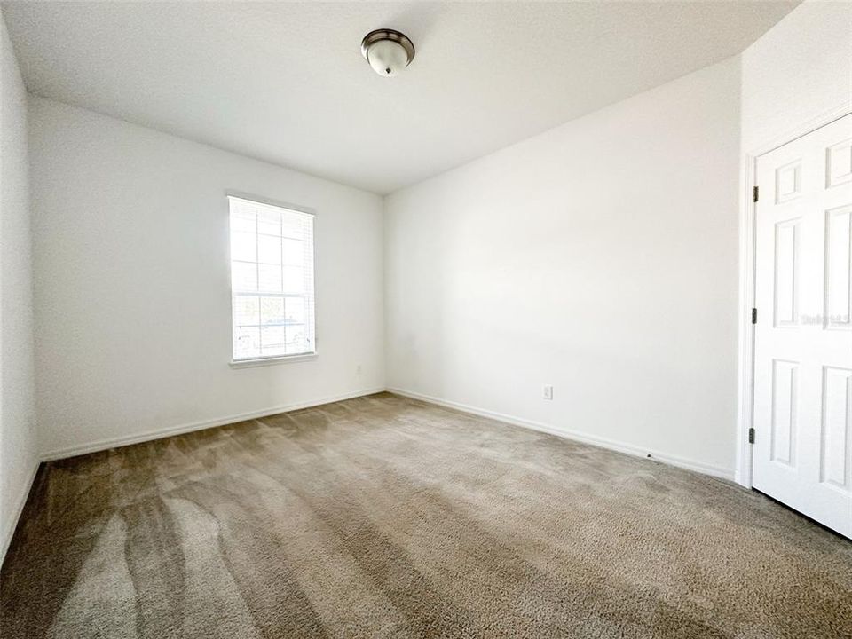For Rent: $4,200 (6 beds, 4 baths, 4194 Square Feet)