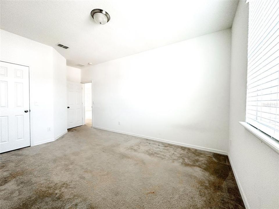 For Rent: $4,200 (6 beds, 4 baths, 4194 Square Feet)