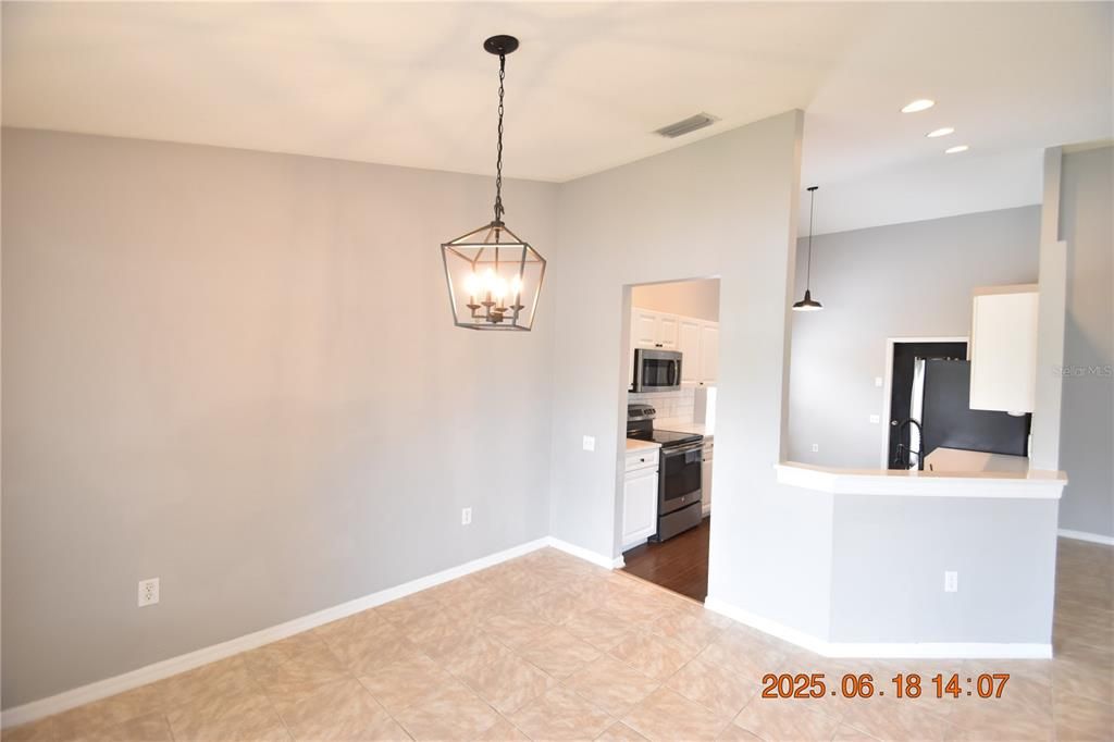 En Renta: $2,450 (3 camas, 2 baños, 1505 Pies cuadrados)