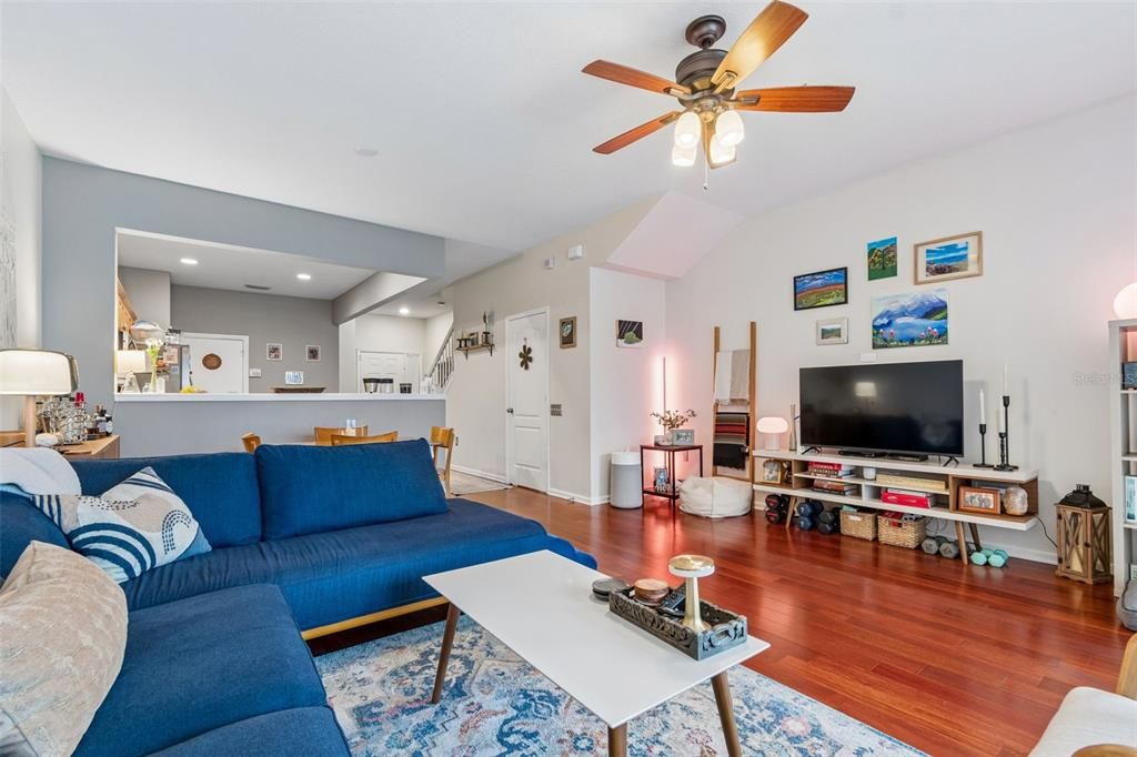 For Sale: $239,800 (3 beds, 2 baths, 1588 Square Feet)