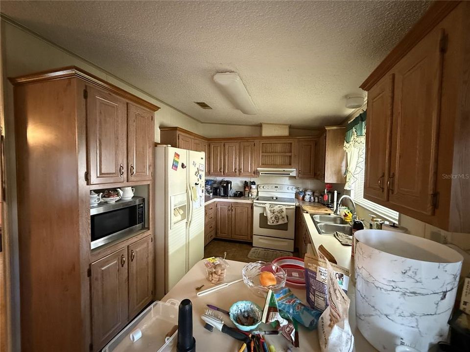 На продажу: $160,000 (3 спален, 2 ванн, 1296 Квадратных фут)