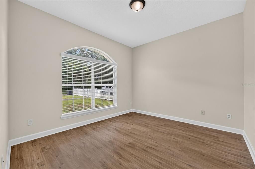 For Sale: $675,000 (5 beds, 3 baths, 3579 Square Feet)