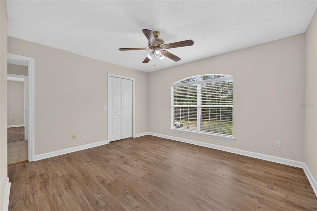 For Sale: $675,000 (5 beds, 3 baths, 3579 Square Feet)