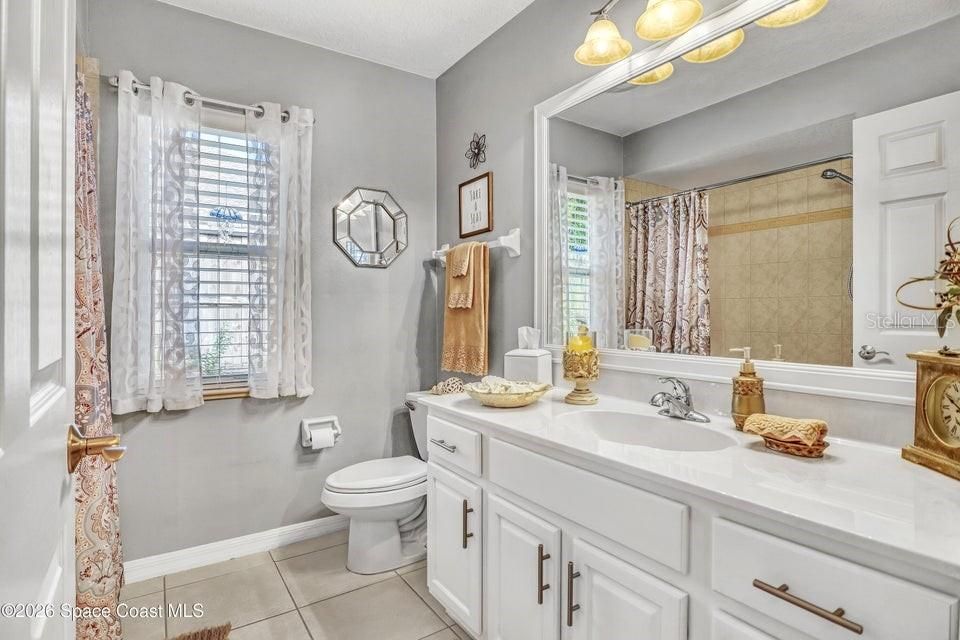 For Sale: $374,900 (3 beds, 2 baths, 1644 Square Feet)