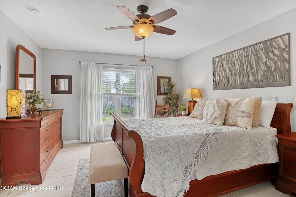 For Sale: $374,900 (3 beds, 2 baths, 1644 Square Feet)
