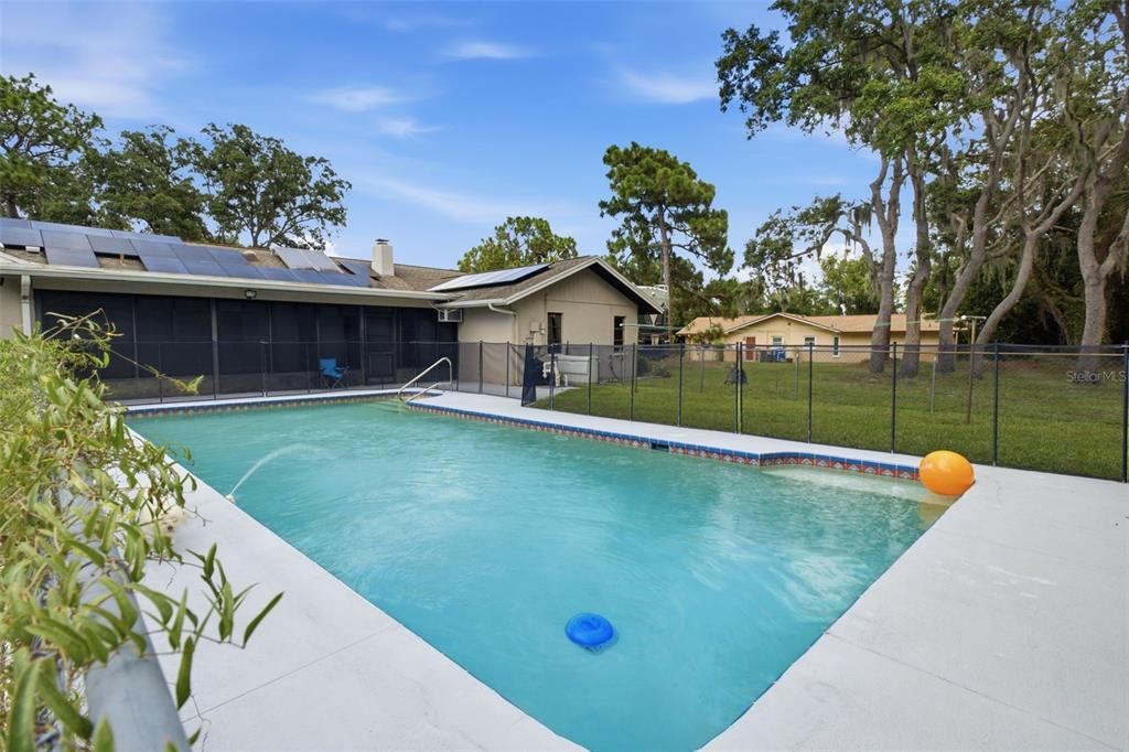 En Venta: $699,000 (5 camas, 3 baños, 3129 Pies cuadrados)
