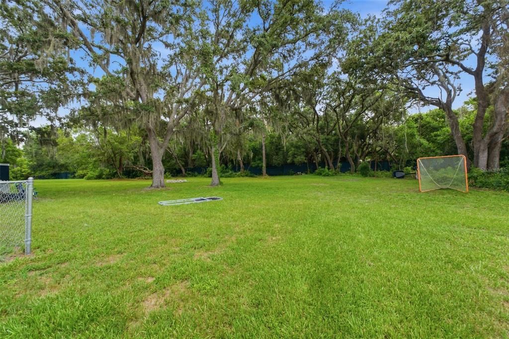 En Venta: $699,000 (5 camas, 3 baños, 3129 Pies cuadrados)