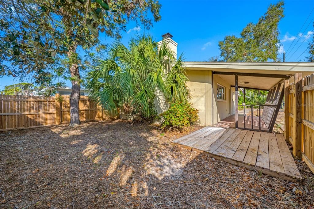 For Rent: $2,395 (3 beds, 2 baths, 1443 Square Feet)