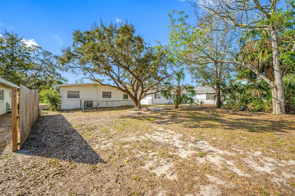 For Rent: $2,395 (3 beds, 2 baths, 1443 Square Feet)