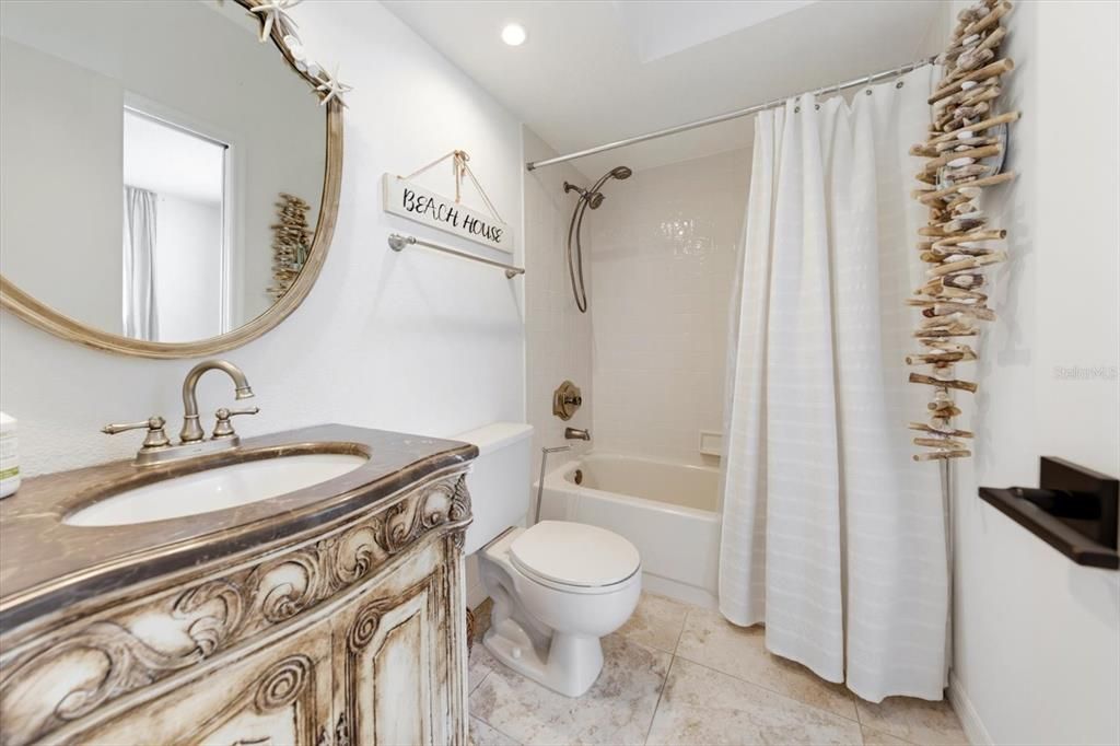 Active With Contract: $649,000 (3 beds, 3 baths, 1616 Square Feet)
